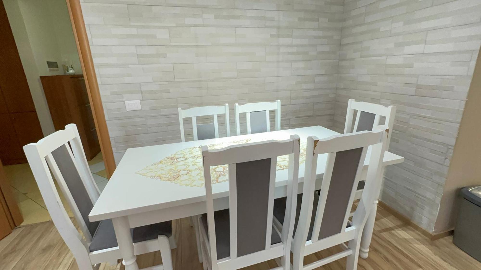 Square Inn 티라나 외부 사진